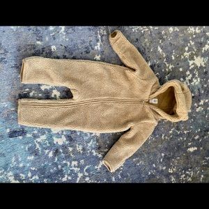 Gap Sherpa winter bodysuit for babies, snowsuit